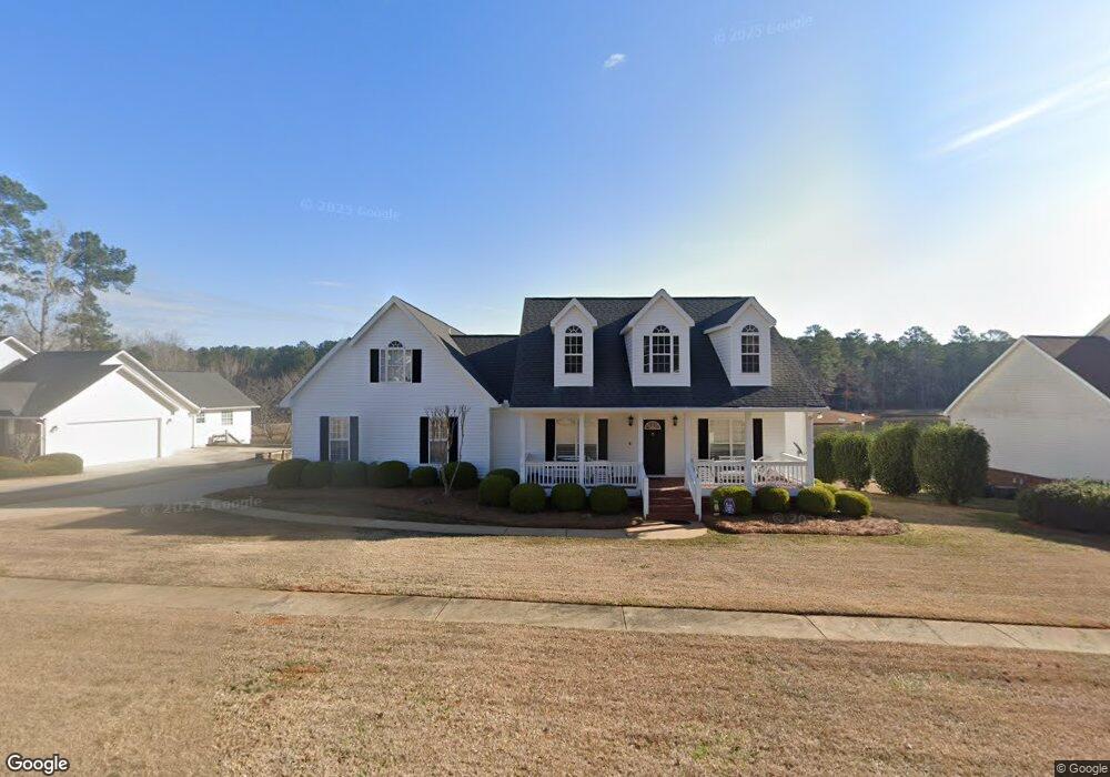 390 Twin Lakes Dr, Gray, GA 31032 - photo 1