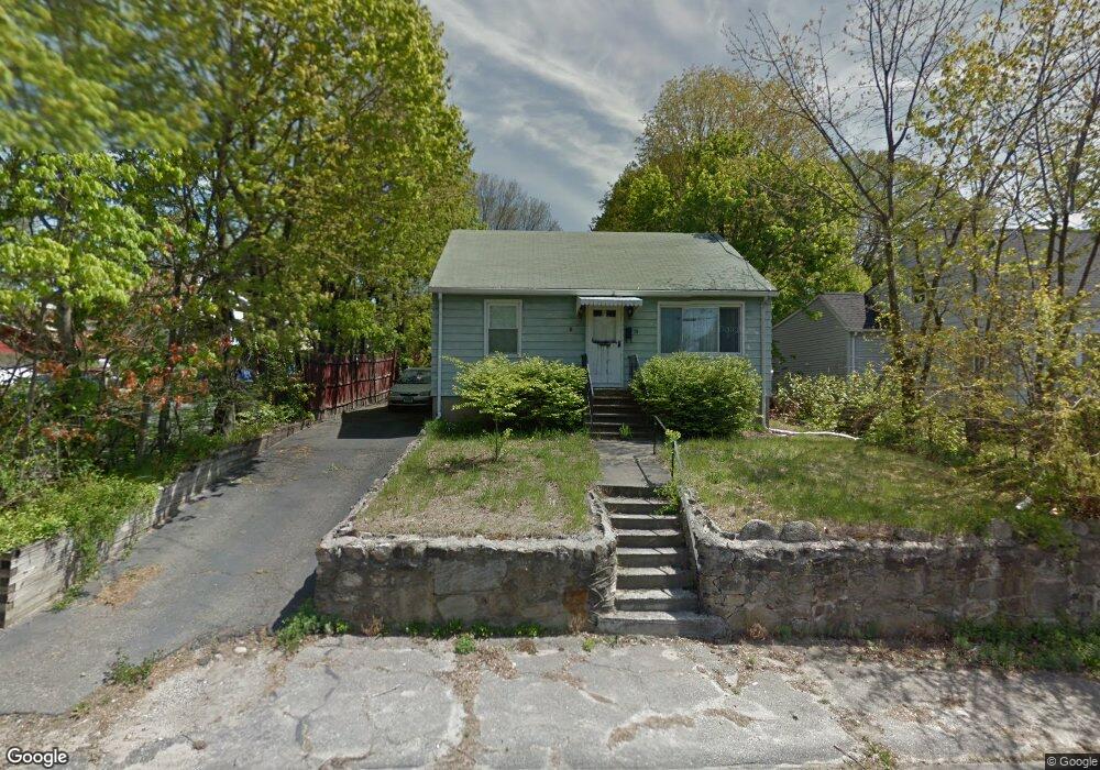 28 N Beacon St, Waterbury, CT 06704 - photo 1