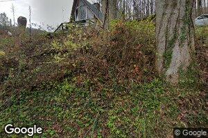 89 Riverside Dr, Richwood, WV 26261