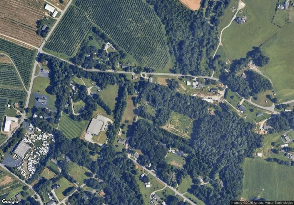 381 Jackson Loop Rd, Flat Rock, NC 28731 - photo 1