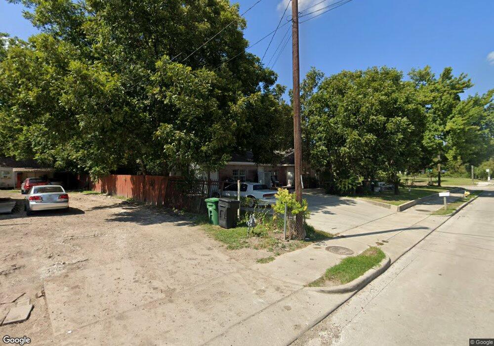 10345 Aldine Westfield Rd, Houston, TX 77093 - photo 1