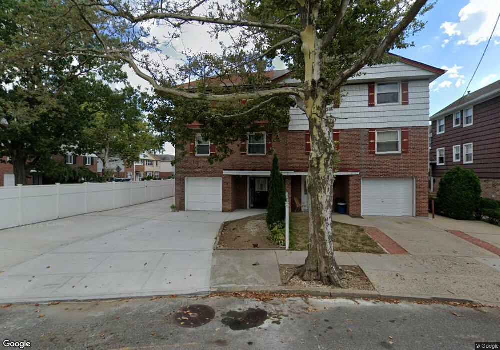 22716 57th Rd unit 2Fl, Bayside, NY 11364 - photo 1