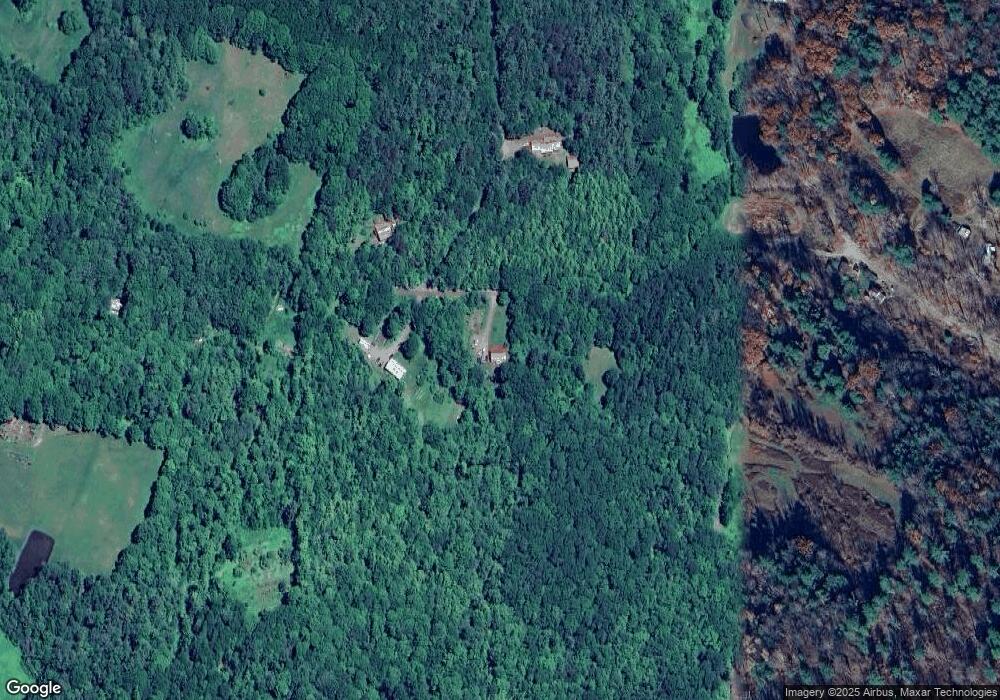 502 Briggs Rd, Brattleboro, VT 05301 - photo 1