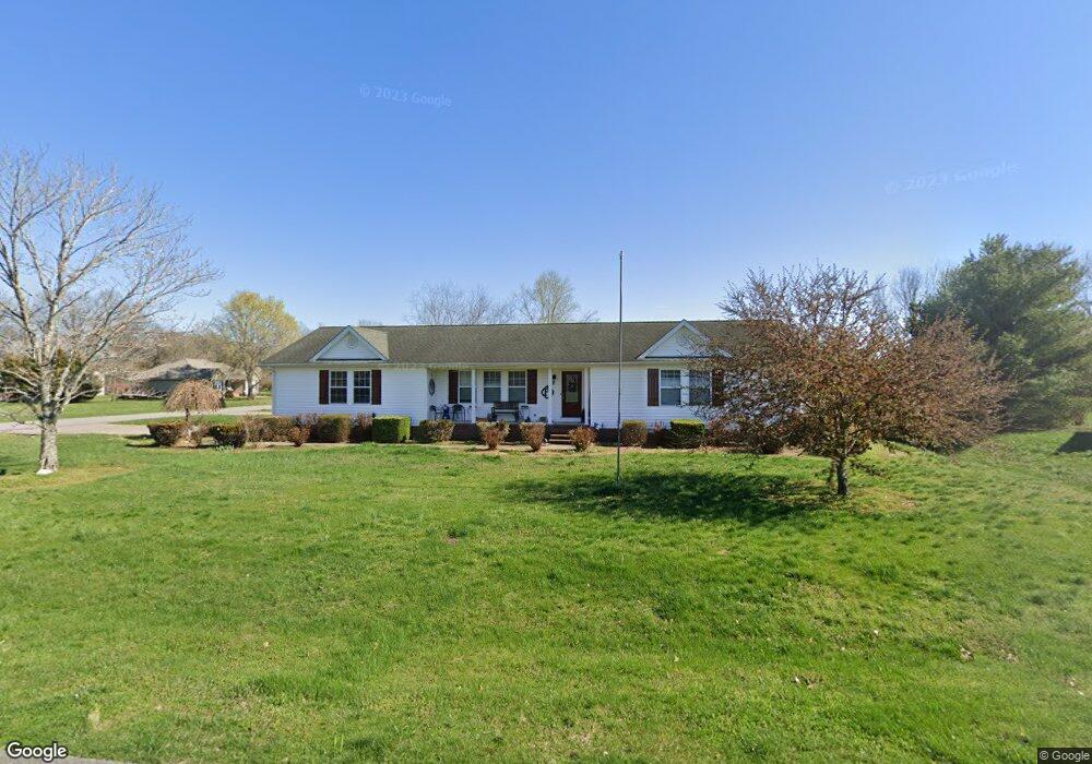 414 Meadowlark Dr, Shelbyville, TN 37160 - photo 1