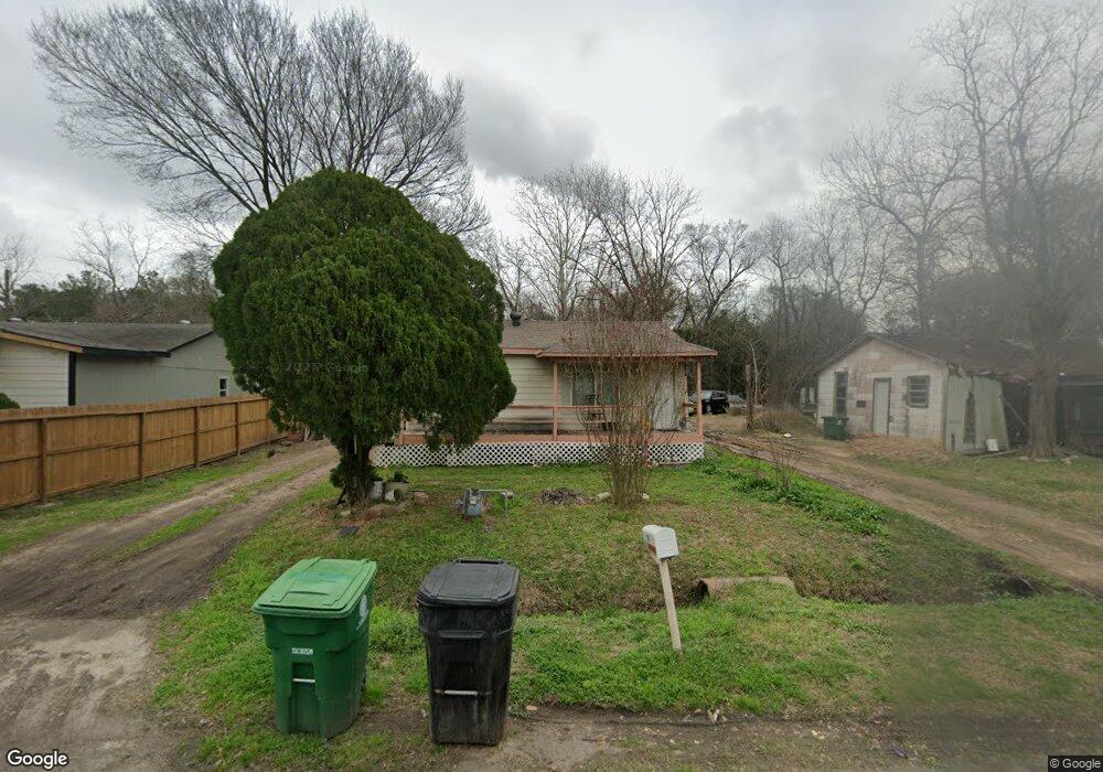 7918 Maxroy St, Houston, TX 77088 - photo 1