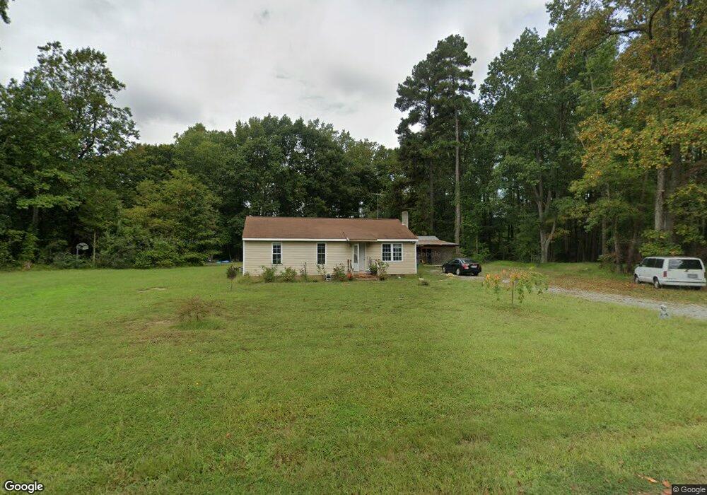 229 Pond View St, Tappahannock, VA 22560 - photo 1