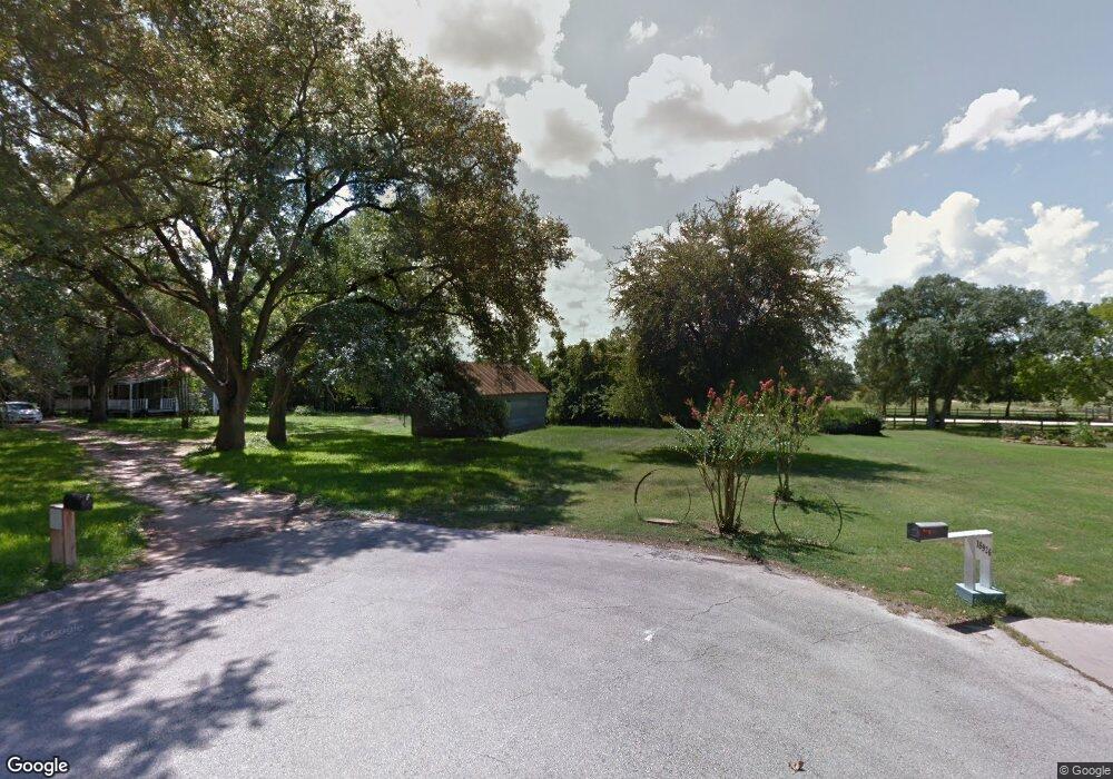 18927 Misty Ln, Tomball, TX 77377 - photo 1