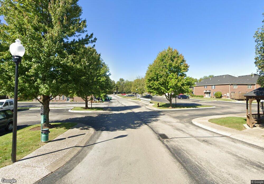 701 Grand Cascade Dr unit 1, Louisville, KY 40228 - photo 1