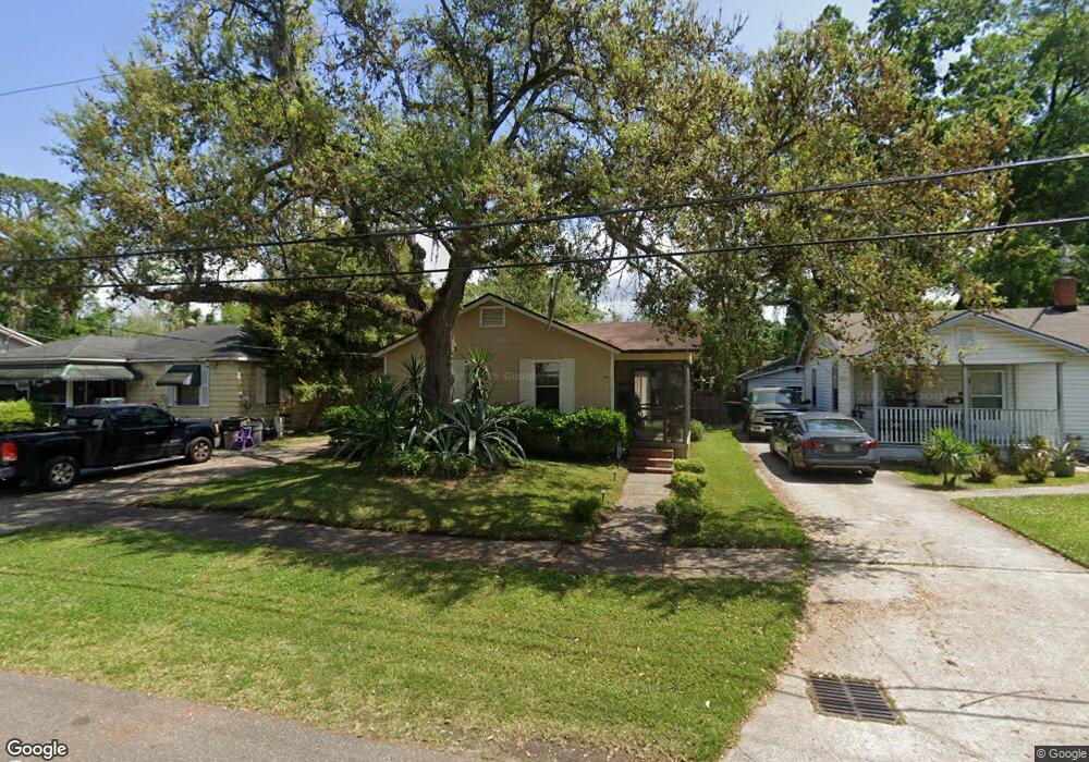 1123 Wycoff Ave, Jacksonville, FL 32205 - photo 1
