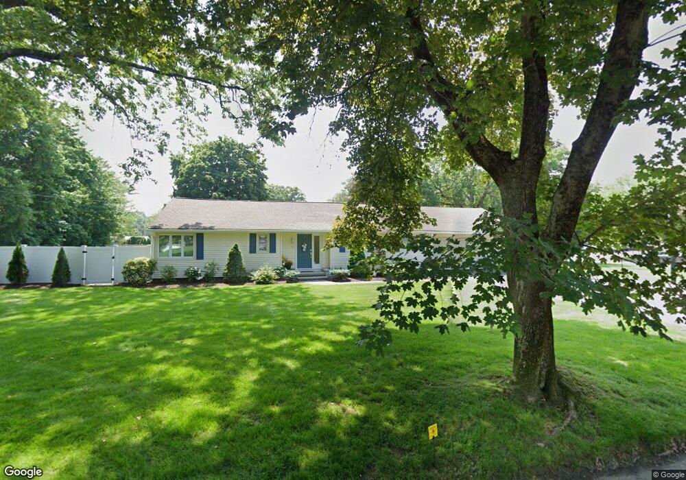 10 Viscount Rd, Longmeadow, MA 01106 - photo 1