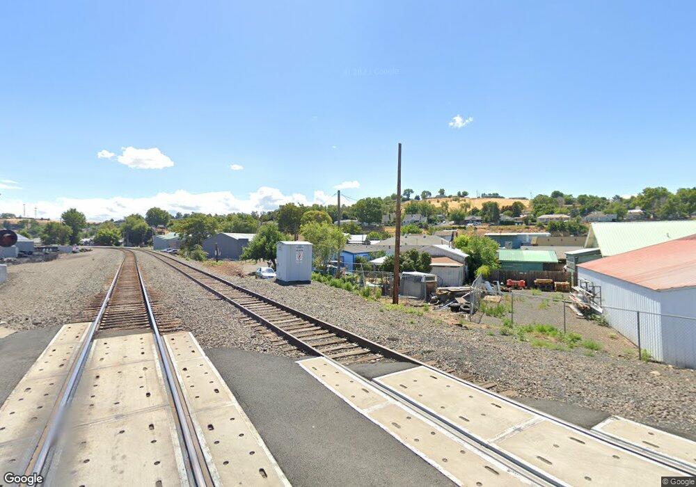 405 SW 11th St, Pendleton, OR 97801 - photo 1