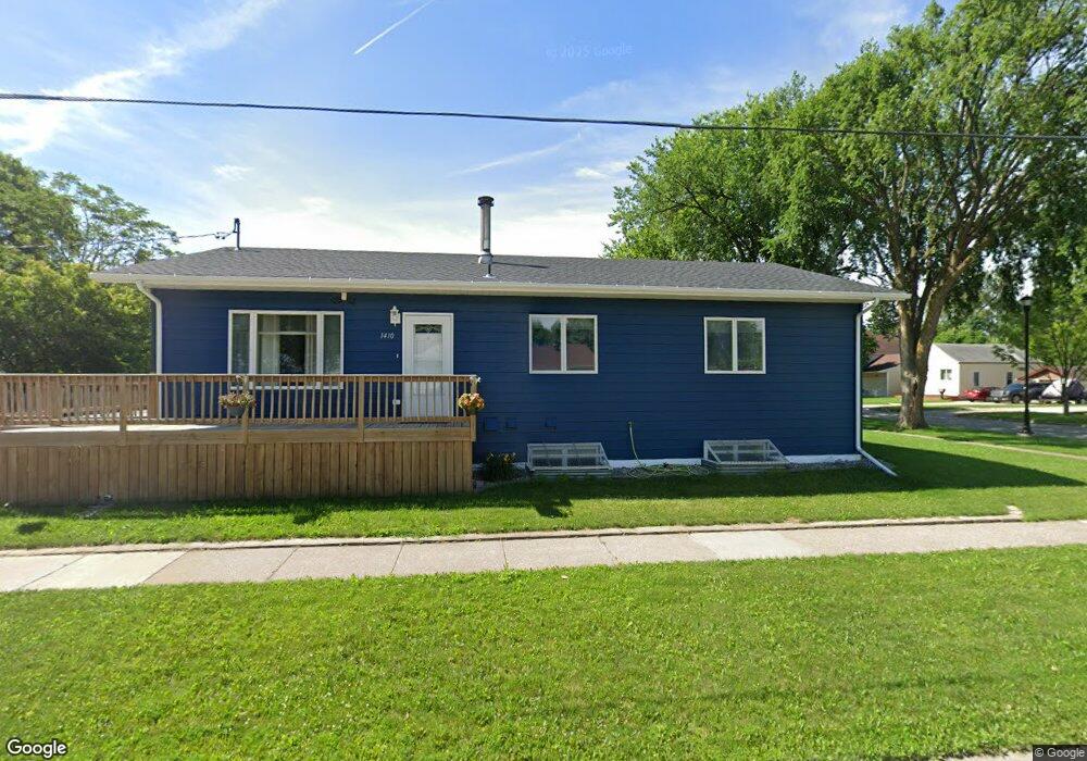 1410 14th Ave S, Fargo, ND 58103 - photo 1