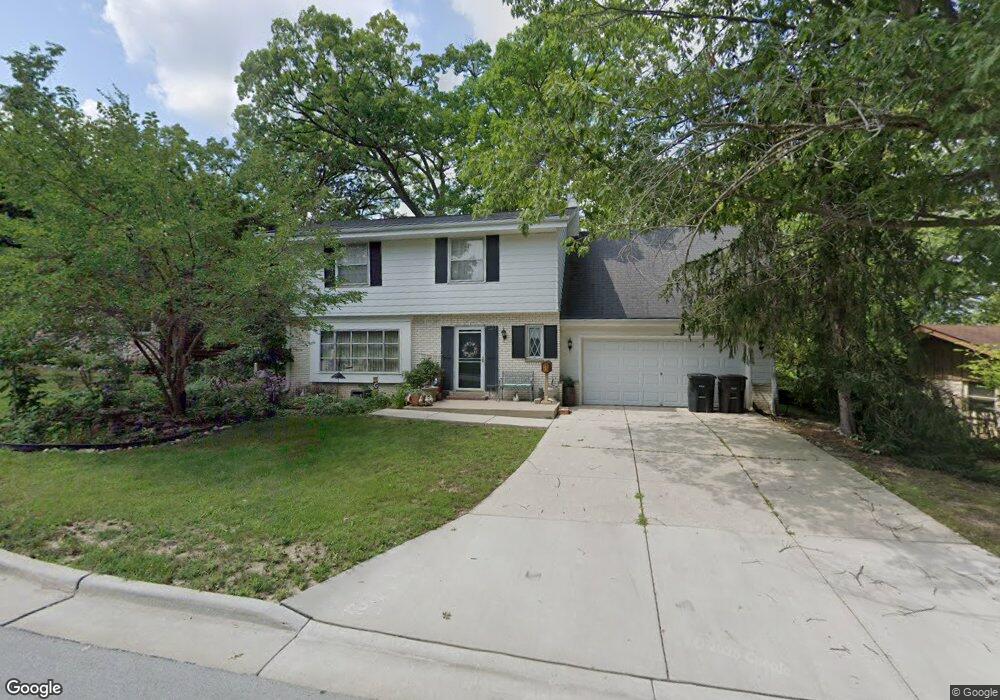 5171 N Detrie Ct, Butler, WI 53007 - photo 1