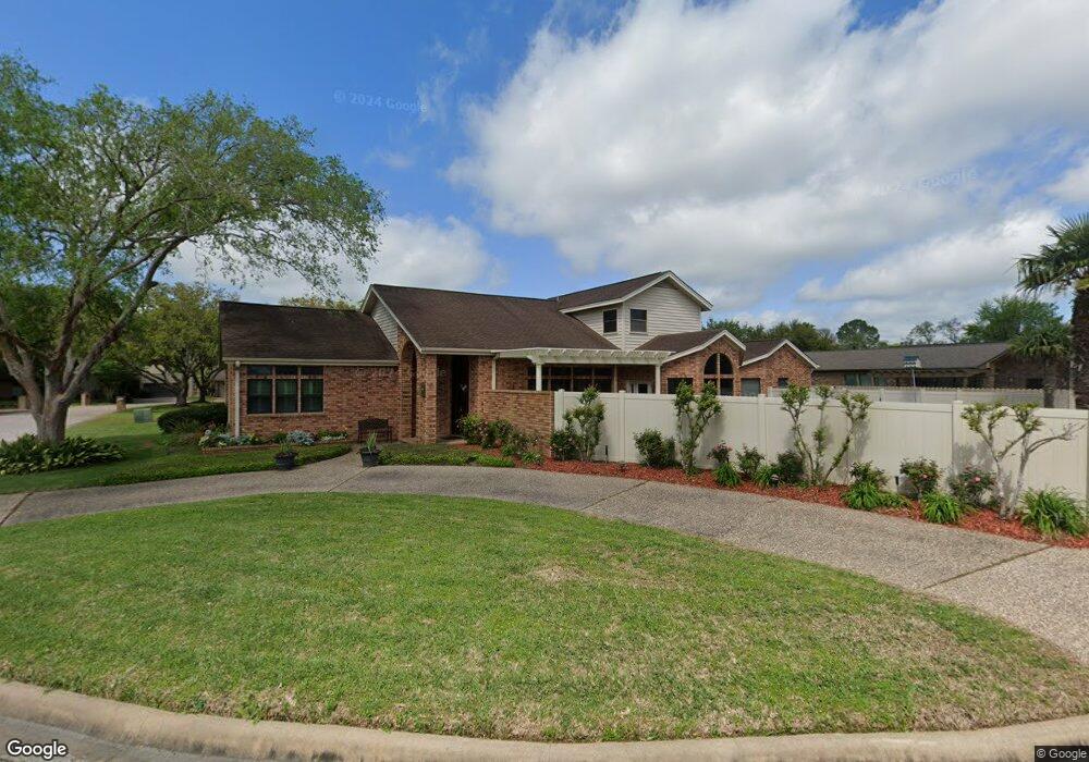 18 Valhalla Dr, Bay City, TX 77414 - photo 1