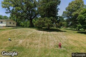325 E Vine St, Toulon, IL 61483