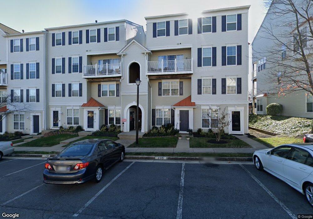 8175 Halley Ct unit 302, Lorton, VA 22079 - photo 1