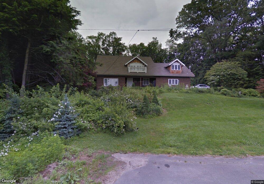 5 Mayfield Rd, Waterbury, CT 06708 - photo 1