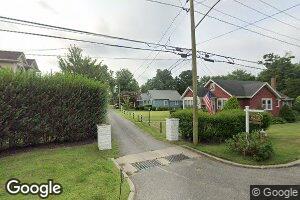 33 Cedar Ct, Laurel, NY 11948