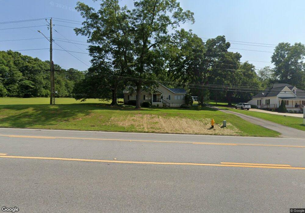 704 Washington St, Jefferson, GA 30549 - photo 1