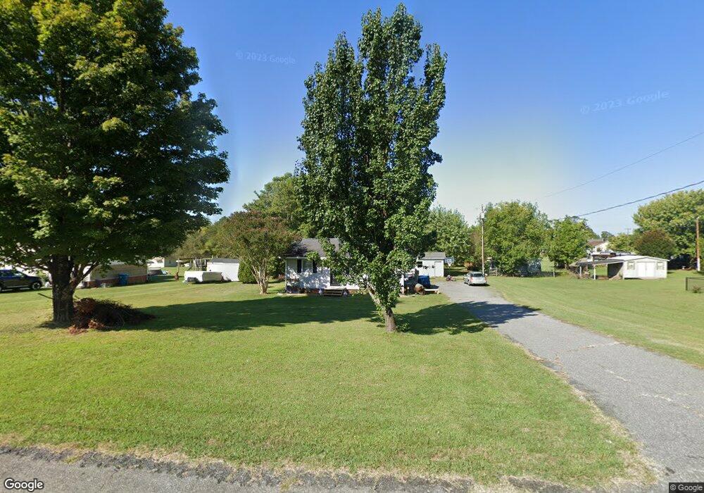 3735 34th St NE, Hickory, NC 28601 - photo 1