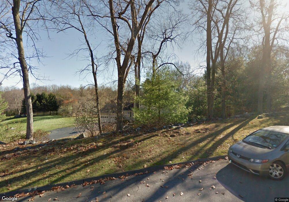 615 E Slope Dr, Orange, CT 06477 - photo 1