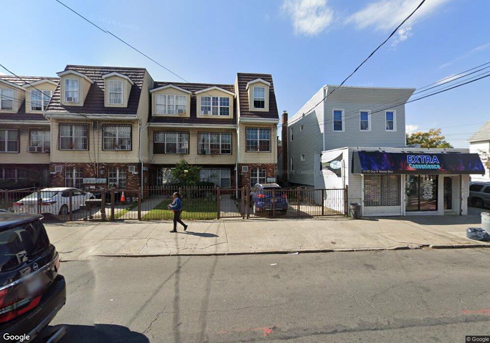 10704 Guy R Brewer Blvd unit 7C, Jamaica, NY 11433 - photo 1