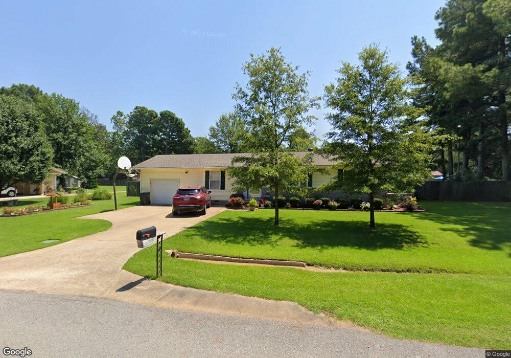 207 Woody Ln, Jonesboro, AR 72401 - photo 1