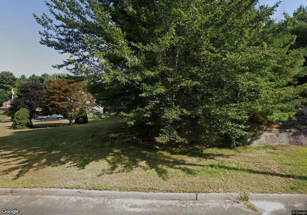 3 Rolling Hills Dr, Bellingham, MA 02019 - photo 1