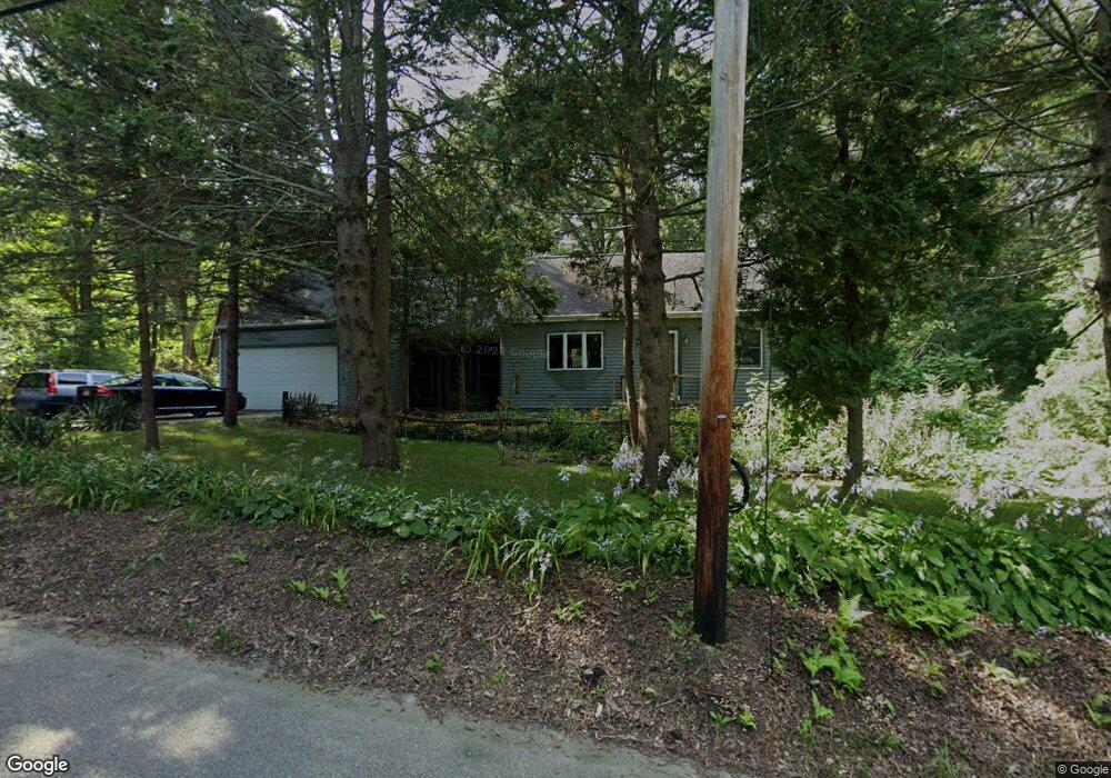 54 Chestnut St, Bellingham, MA 02019 - photo 1