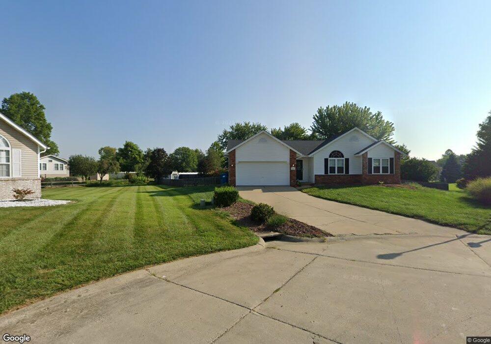 2336 Holiday Ln, Maryville, IL 62062 - photo 1