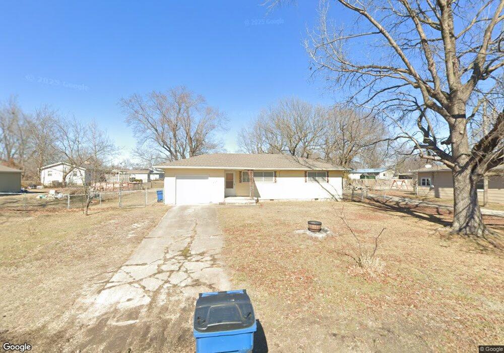 707 Locust St, Carl Junction, MO 64834 - photo 1