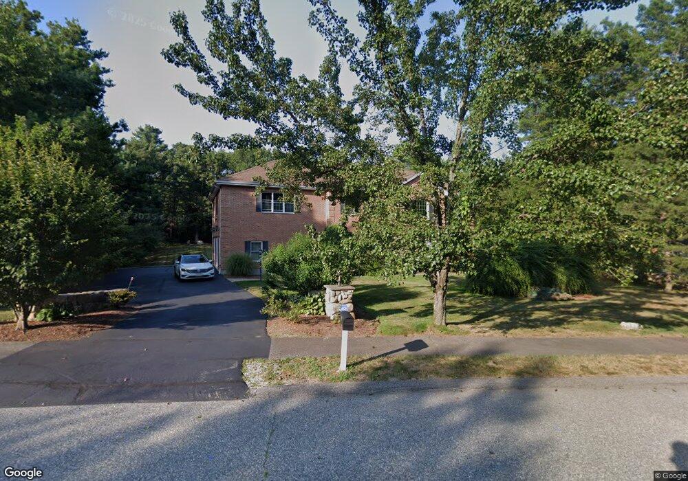 1 Thornton Cir, Middleton, MA 01949 - photo 1