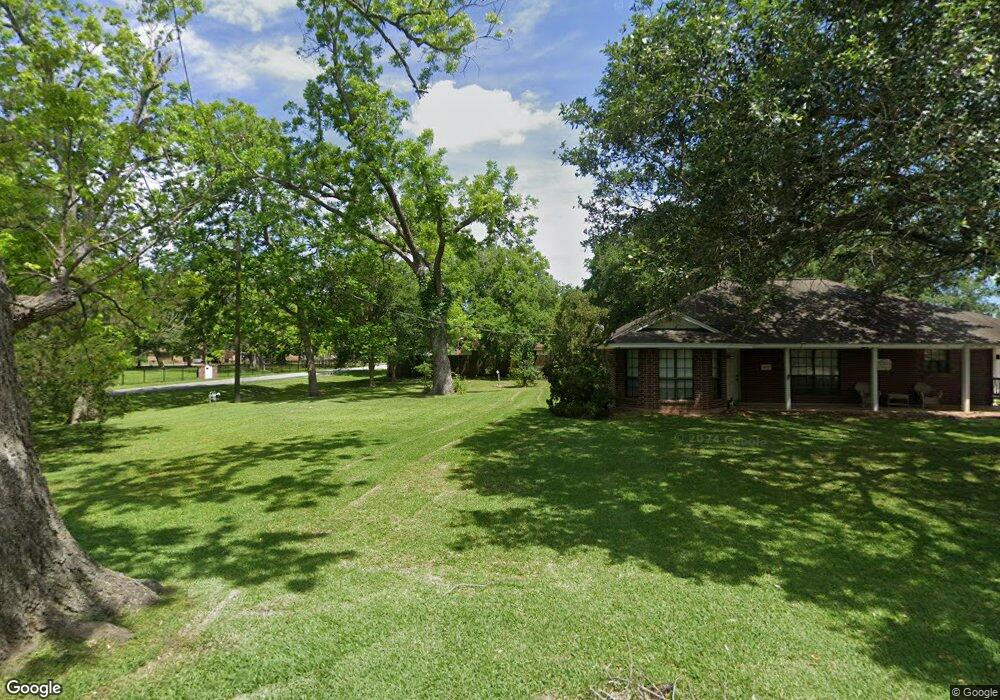 518 W Louisiana St, Brazoria, TX 77422 - photo 1