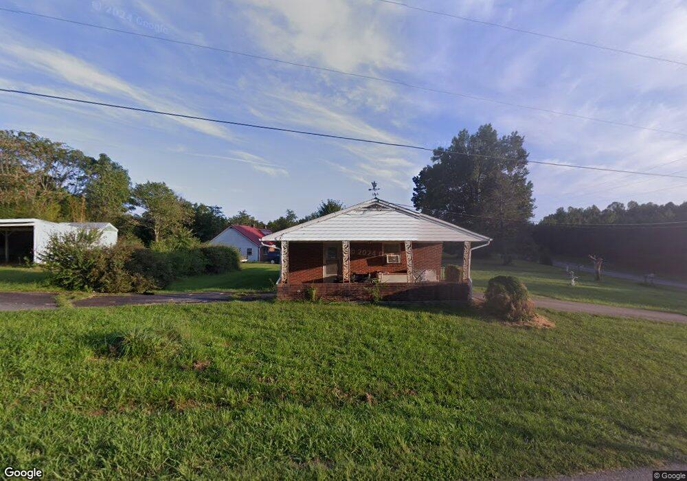 8652 Mountain Valley Rd, Axton, VA 24054 - photo 1