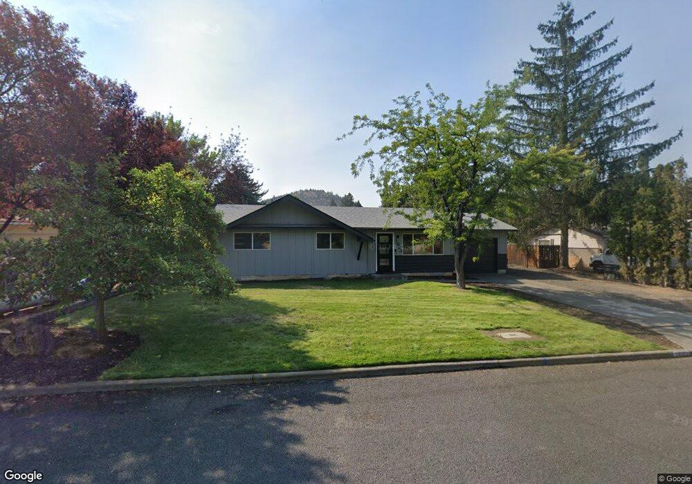 1623 NE Pheasant Ln, Bend, OR 97701 - photo 1