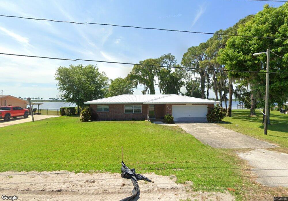 926 Lake Dr E, Lake Placid, FL 33852 - photo 1