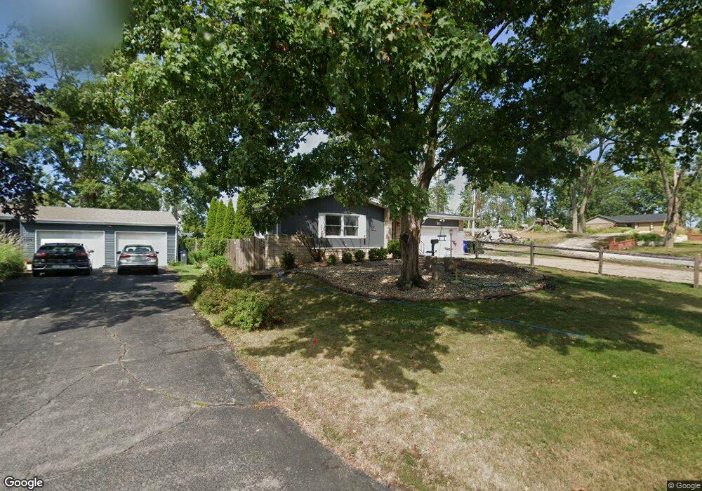 1507 25th St SE, Cedar Rapids, IA 52403 - photo 1