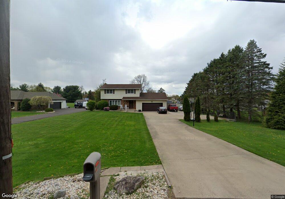 90 Manor Dr, Shavertown, PA 18708 - photo 1