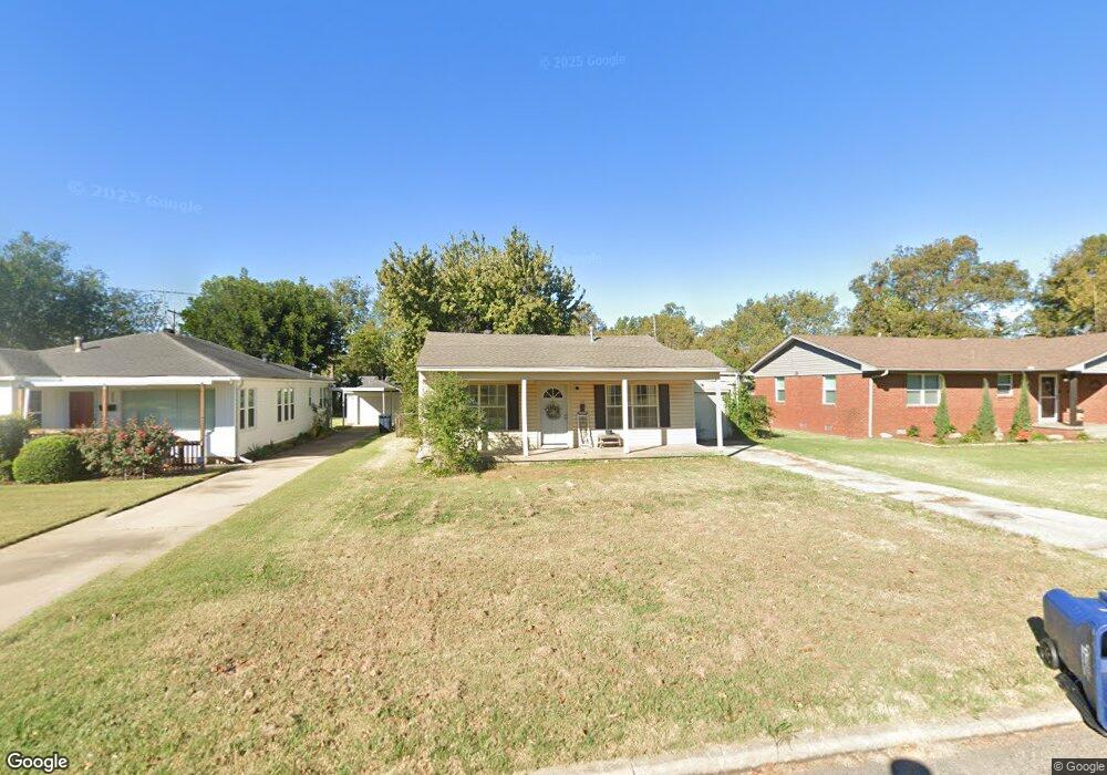 1924 N Union Ave, Shawnee, OK 74804 - photo 1