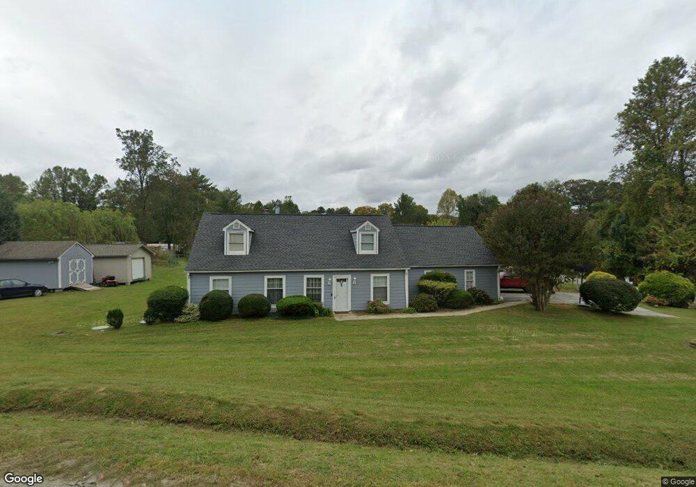 23 Kingswood Dr, Hendersonville, NC 28792 - photo 1