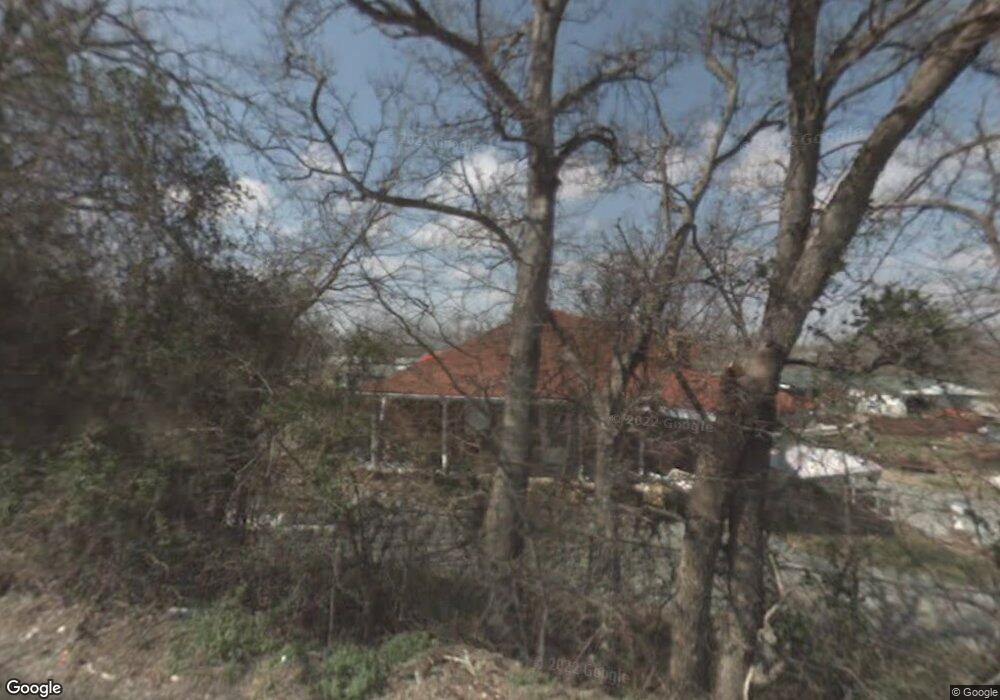 202 E Joe Koelsch Dr, Locust Grove, OK 74352 - photo 1