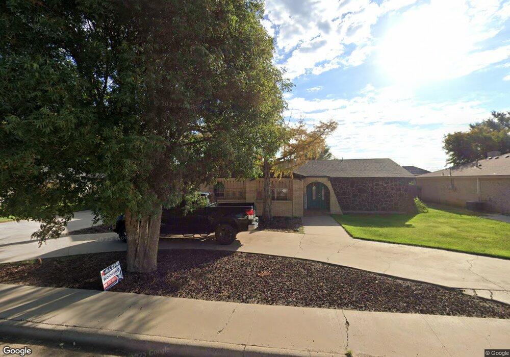 705 Bennett Dr, Dumas, TX 79029 - photo 1