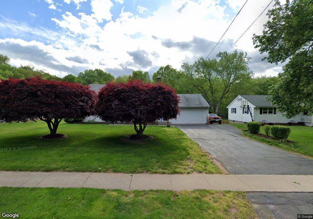 178 Lower Ln, Berlin, CT 06037 - photo 1