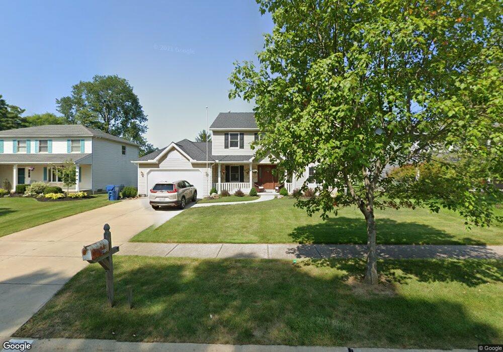 7280 Pine Woods Way, Olmsted Falls, OH 44138 - photo 1