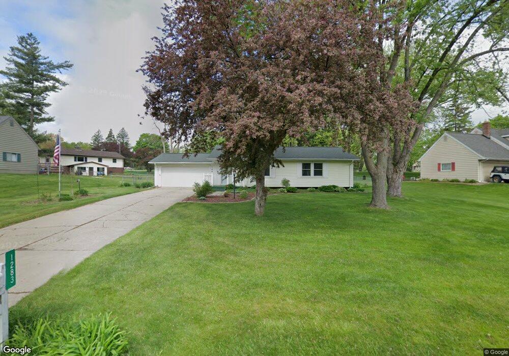 1283 Heathercrest Dr, Flint, MI 48532 - photo 1