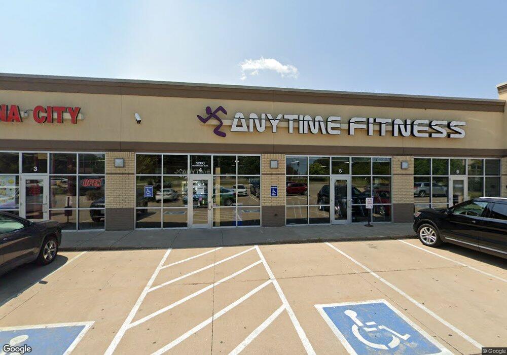 5260 Northwest Blvd unit 4,5,6, Davenport, IA 52806 - photo 1