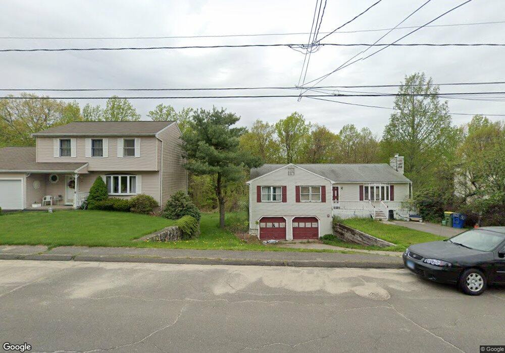 35 Westport Dr, Waterbury, CT 06706 - photo 1