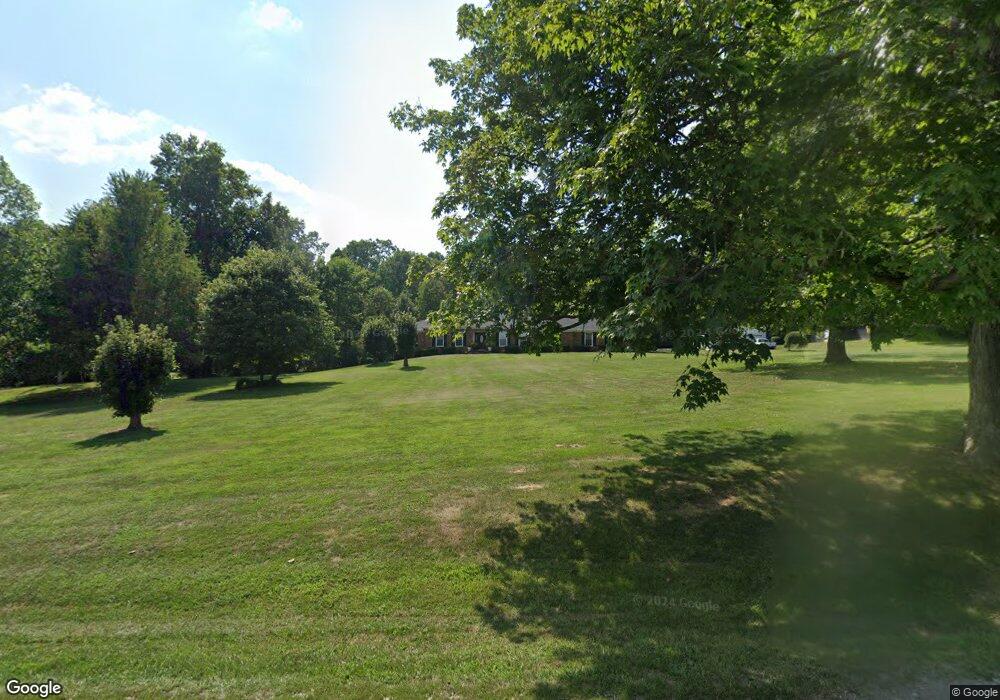 572 Hopewell Rd, Harrodsburg, KY 40330 - photo 1