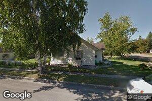 202 Lincoln Ave W, Karlstad, MN 56732