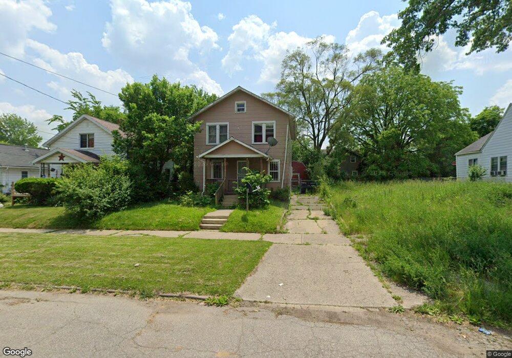 2221 Swayze St, Flint, MI 48503 - photo 1